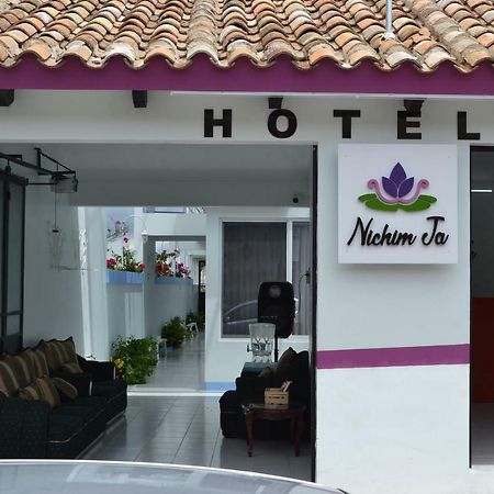 Hotel Nichim Ja Комитан-де-Домингес Экстерьер фото